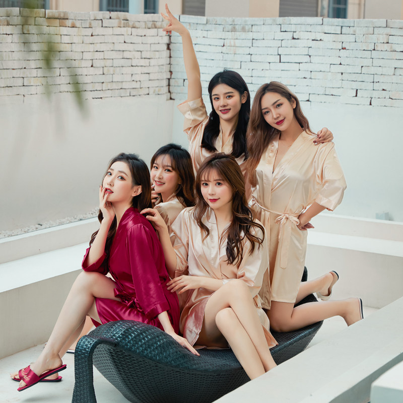 Wedding morning gown female bride bridesmaid group silk boudoir honey wedding pajamas nightgown bathrobe female long section custom gift