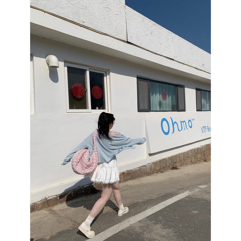 M5T6 Slightly Chubby, Soft-Focus Cloud/Easy to Match! Skin-Friendly Milk Candy Smoothie Cardigan, Thin Long-Sleeved Plus-Size Top M5T6 Slightly Chubby, Soft-Focus Cloud/Easy to Match! Skin-Friendly Milk Candy Smoothie Cardigan, Thin Long-Sleeved Plus-Size Top