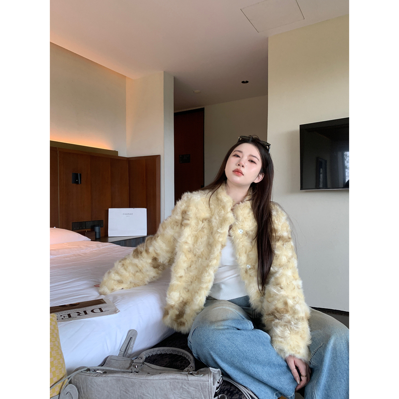 M5T6 Slightly Chubby Curly-Haired Little Cow*/High-End Niche Stand-Up Collar Eco-Friendly Faux Fur Short Coat