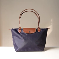 Темно -фиолетовая среда