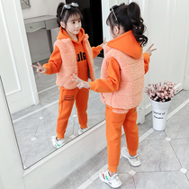Girls suit autumn and winter dress 2023 new Yang Gas Net red girl winter plus thickening sweater children three pieces