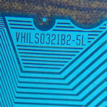 VHILS0321B2-5L brand new original COF COF LCD drive IC roll material a piece of auction spot sale