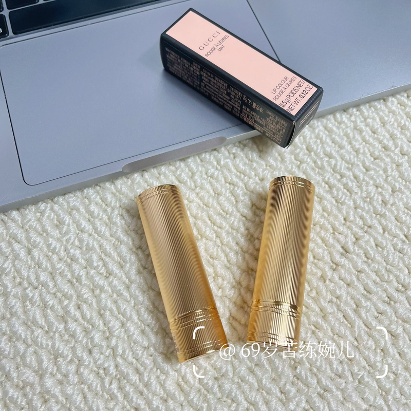 Gucci! Gucci Velvet Matte Nude Lipstick in Gold Tube 120 122 123, a Must-Have for Autumn and Winter~