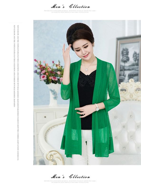 Phụ nữ trung niên nụ lụa áo len mẹ cài áo điều hòa áo chống nắng bình thường phần dài khăn choàng nữ - Quần áo của mẹ váy đẹp tuổi trung niên