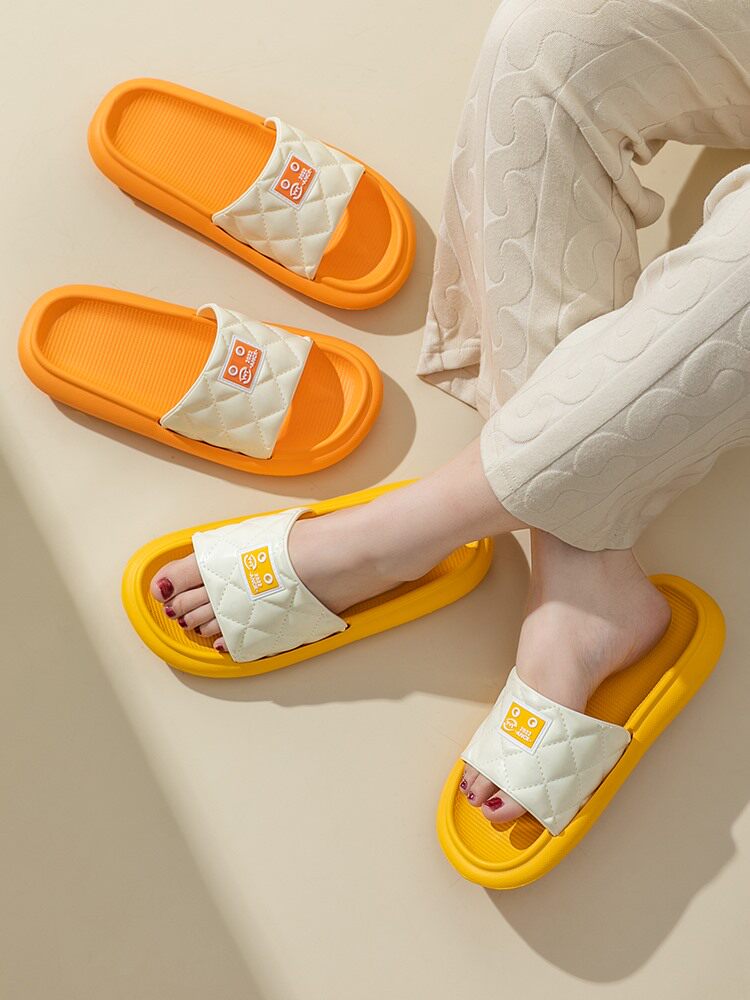 Japanese thick slippers stepping shit slippers in bathroom anti-smooth couple home slippers