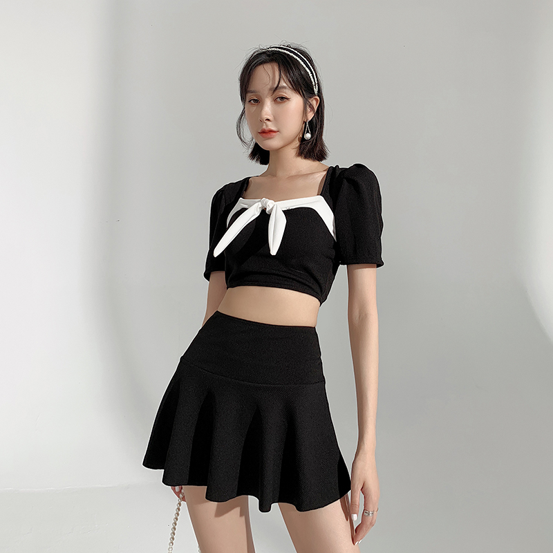 Princess Surana split swimsuit female conservatively shows a three-piece skirt type short sleeves black hot spring swimsuit