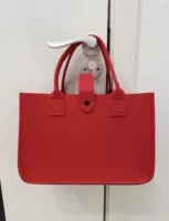 Плотный ярко-красный цвет без карикатуры