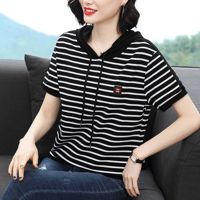 Hooded T-Shirt for Women, Short-Sleeved, Pure Cotton Top, Middle-Aged Mom, Plus Size, Loose Striped Hooded Summer Half-Sleeve Shirt, Trendy