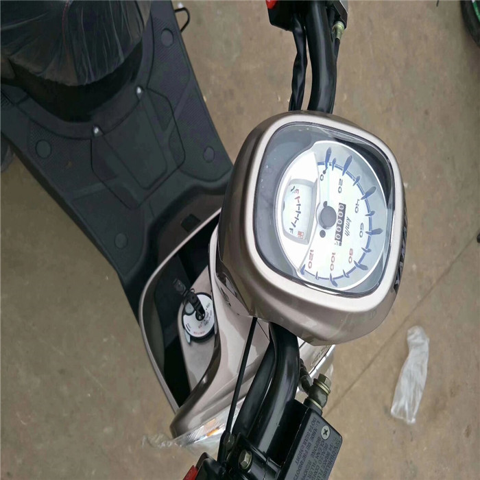 Được sử dụng gốc xác thực Yamaha CUXI mát Qiyage 100cc rùa nhỏ nhiên liệu EFI đạp xe máy xe hoàn chỉnh