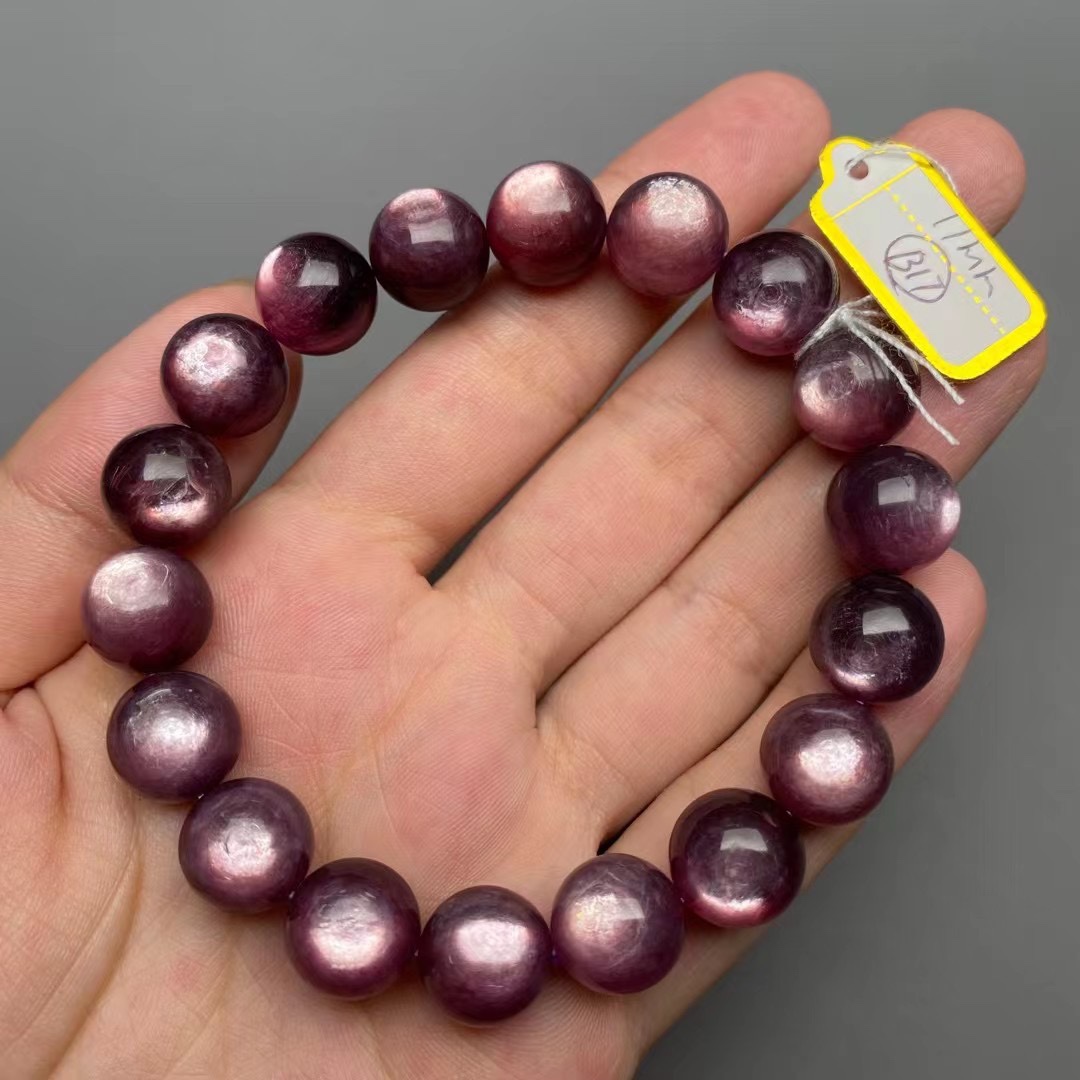 女の子向けの天然パープルリチウムマイカストーンブレスレット、パープルワインレッドジャイアントピークグレープキャッツアイフラッシュナインパープルファイヤーラッキーブレスレット