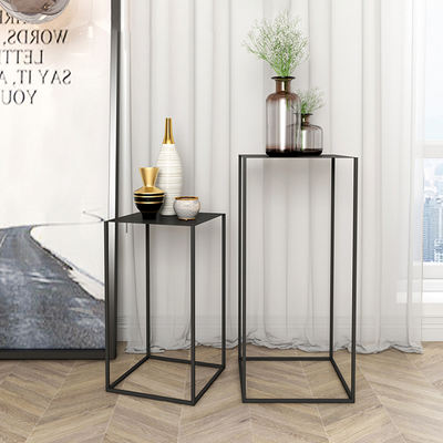 Iron art storage rack, floor-standing display rack, sofa side table, height-increasing rack, clothing store shoes, bags and accessories display rack, against the wall