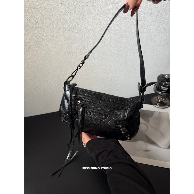 Genuine Leather Black Bag, Mobile Phone Bag, Motorcycle Style Underarm Bag, New Women's Bag, Shoulder Bag, Crossbody Bag, Small Handbag Genuine Leather Black Bag, Mobile Phone Bag, Motorcycle Style Underarm Bag, New Women's Bag, Shoulder Bag, Crossbody Bag, Small Handbag