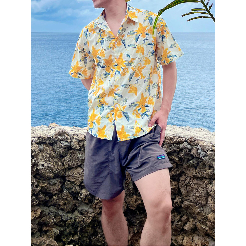 Niche Hawaiian-Style Printed Short-Sleeved Shirt for Men, Summer Thin Style, Cool and Quick-Drying, Casual Vacation Style, Hong Kong Style Trendy Shirt