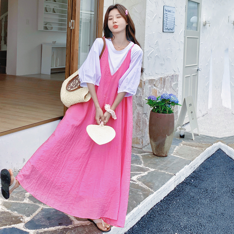 Two-Piece Set with a Large, Loose White T-Shirt and a Pink Spaghetti Strap Long Dress, New Sweet Girl Style, Stunning and Gentle Summer Dress Two-Piece Set with a Large, Loose White T-Shirt and a Pink Spaghetti Strap Long Dress, New Sweet Girl Style, Stunning and Gentle Summer Dress