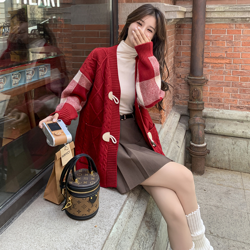 New Year Christmas Red Toggle Sweater Knitted Cardigan for Women, New Spring and Autumn Style, Loose and Lazy Style, Petite Coat