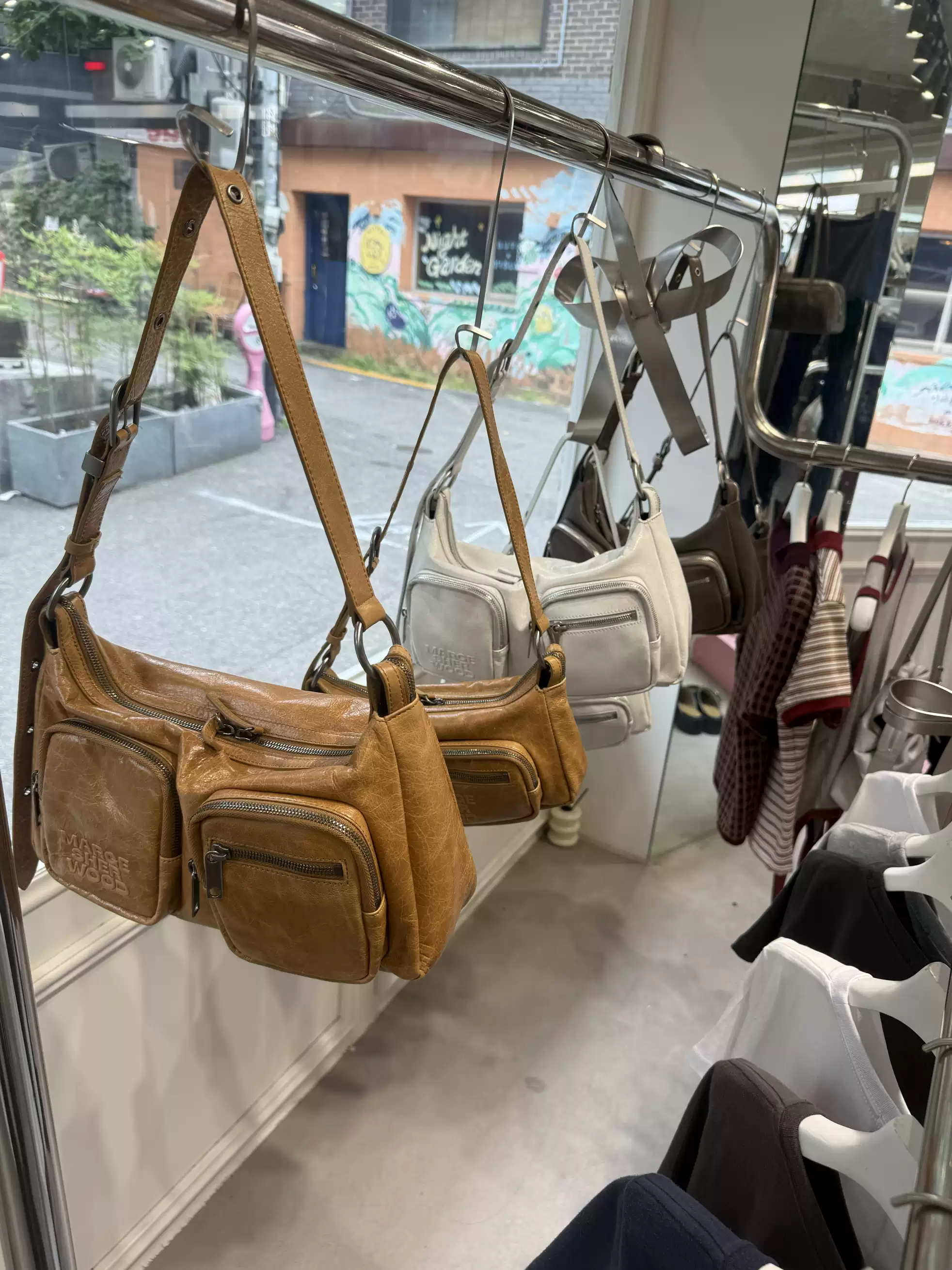 magersherwood机车包、小号棕色 MK 30H4GAIS3L棕色中号机车包- 全民海淘纵有等待,终究值得
