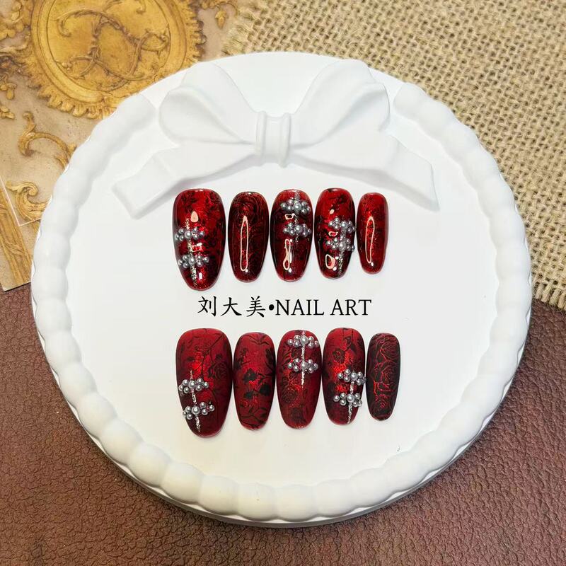 Liu Damei【Red Flame Pearl Shadow】Hand-Painted Exquisite Vintage Dark Wine Red Cat Eye Brightening Commuter Ready-To-Wear Nail Art