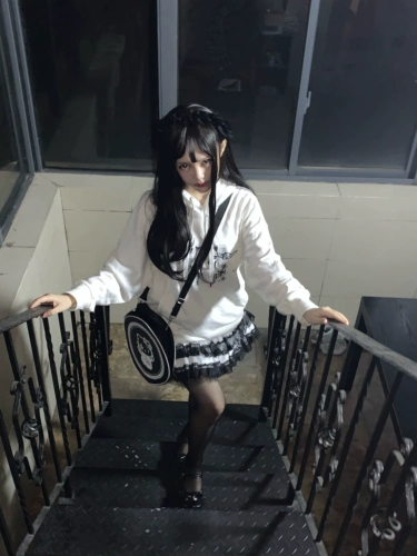 Сумка через плечо, сумка на одно плечо, в стиле панк