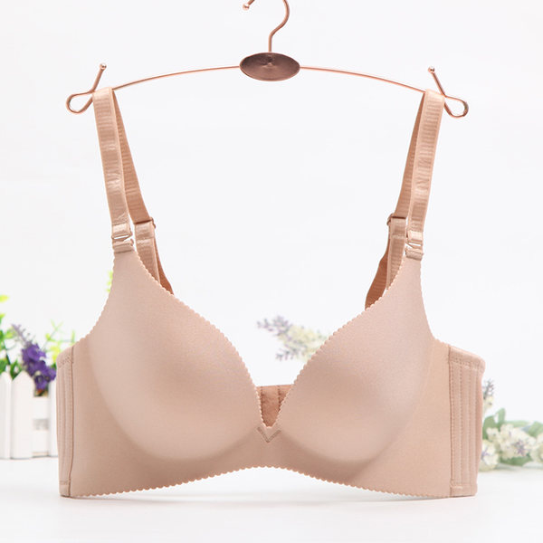 sunflora 桑扶兰 光面无痕聚拢文胸 天猫优惠券折后￥34包邮（￥79-45）有钢圈、无钢圈2色可选