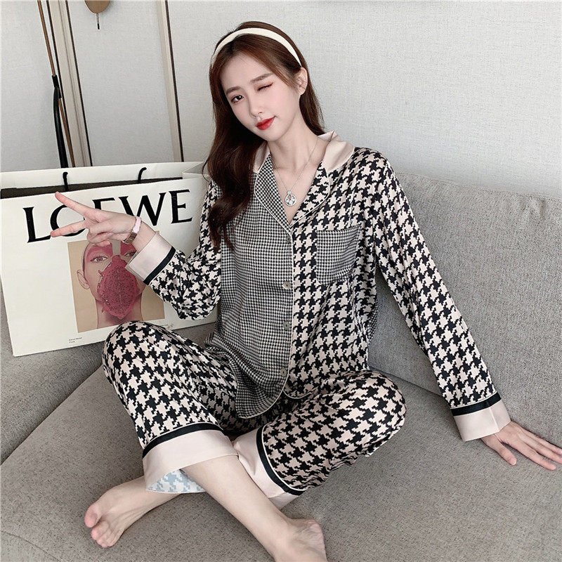S F Elizabeth Good to wear B Entrance ~ Fresh And Tacky Sleepwear Woman Spring Autumn Long Sleeves High and Sensation Ice Silk Gig