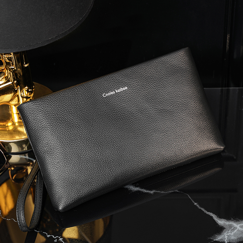 European and American trendy brand men's business handbag casual top layer cowhide clutch bag Korean version trendy clutch bag IPAD men's bag