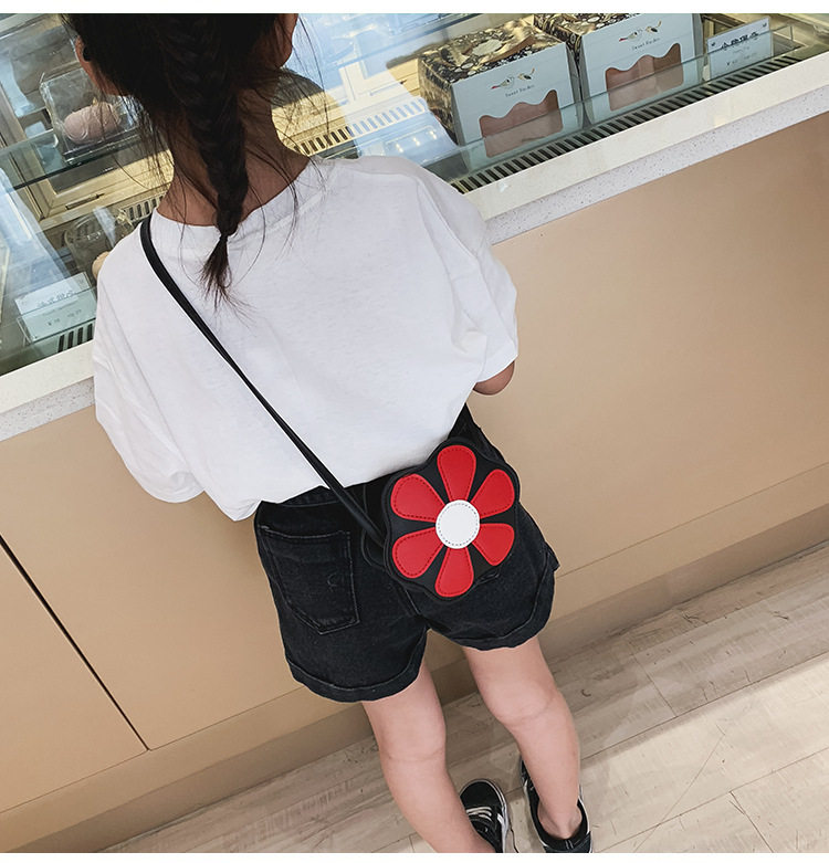 Сумка 女童包包儿童斜挎包2023新款可爱公主小挎包小女孩包包花朵时尚包 Warm cloth