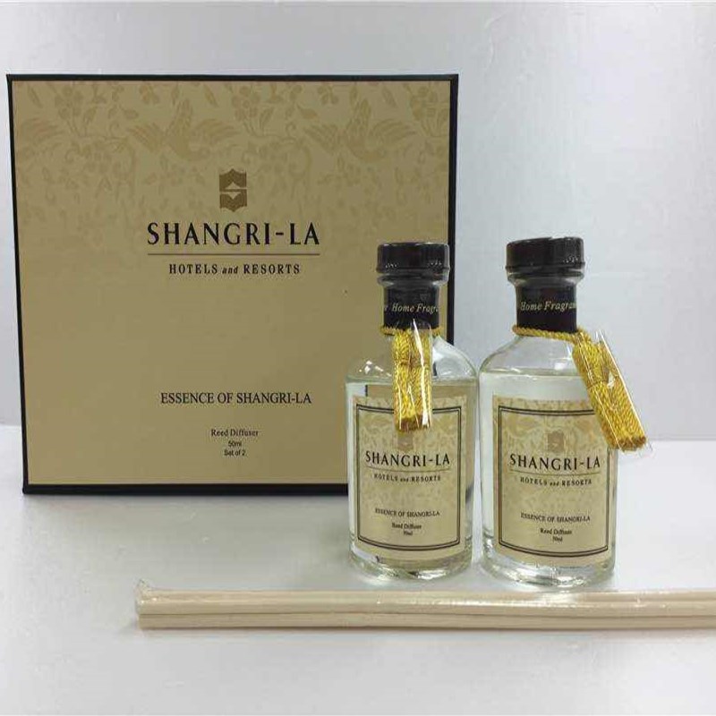 nhang sach Bộ sưu tập dầu thơm tinh dầu mây của khách sạn Shangri-La 50ml * 2 chai - Sản phẩm hương liệu vòng gỗ trầm