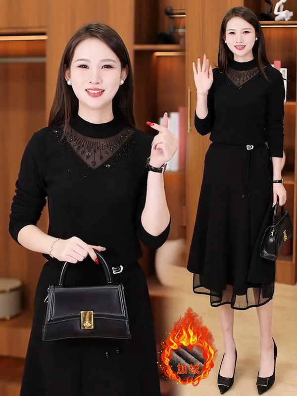 Versatile and Fashionable Autumn and Winter High-End Stylish New Lace Base Layer for Moms, Slimming and Shiny Top