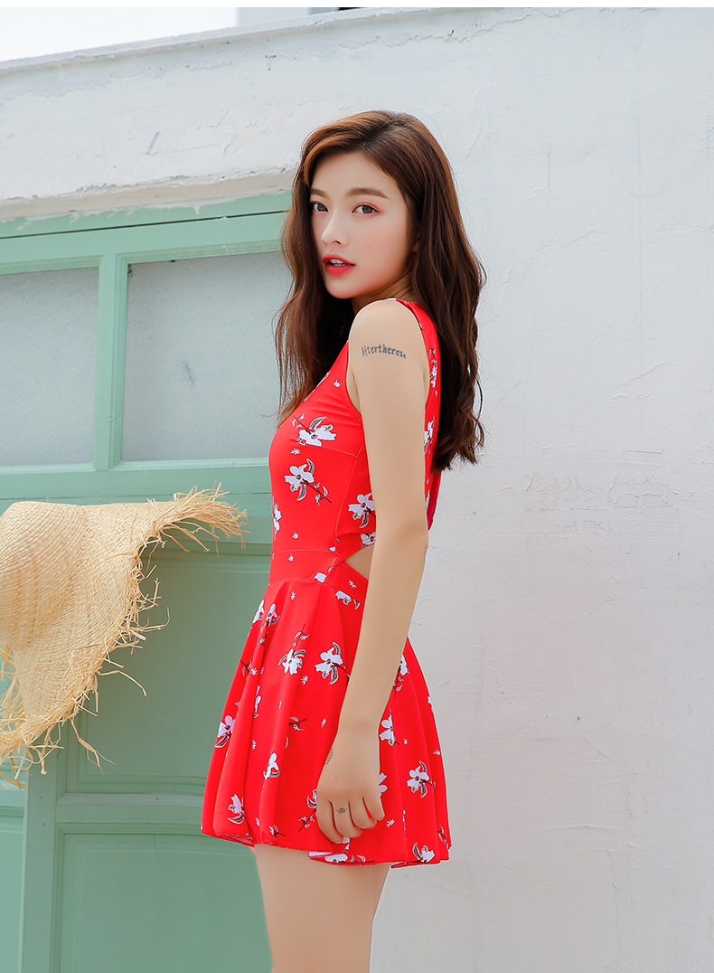Bộ đồ bơi nữ bảo thủ một mảnh kiểu váy che bụng thon gọn gợi cảm khoe ngực nhỏ thu lớn 2019 áo tắm xuân mới - Bộ đồ bơi One Piece đồ bơi liền thân nữ