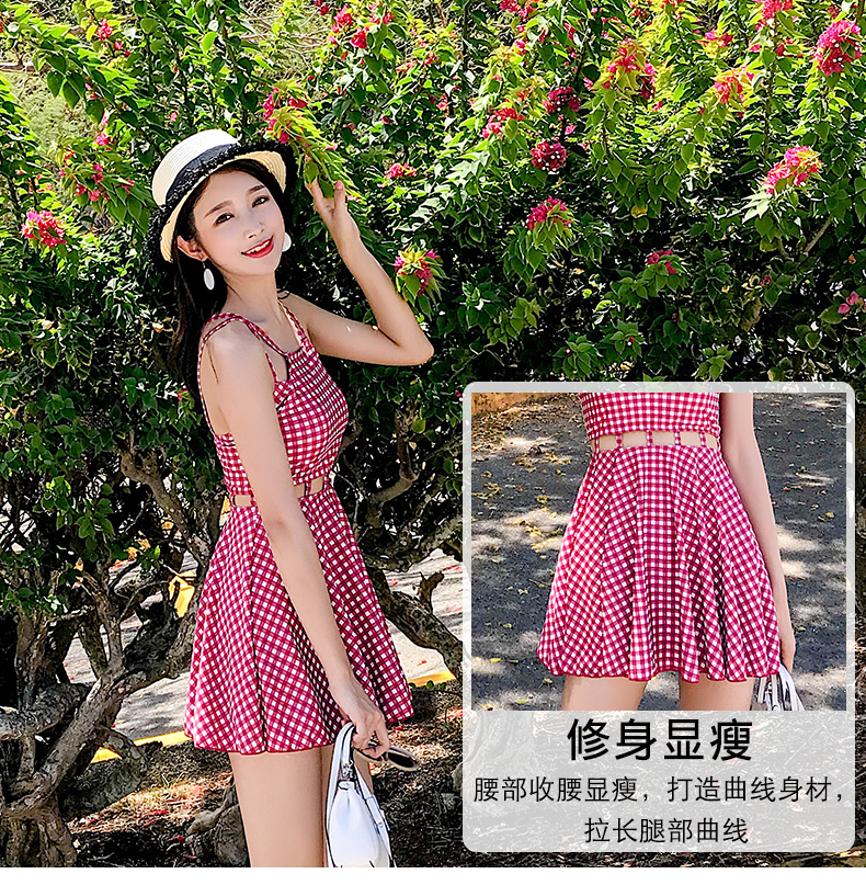Áo tắm nữ liền thân bảo thủ che bụng hộp váy nhỏ ngực tụ tập Hàn Quốc retro đỏ nhỏ nước hoa mùa xuân nóng bỏng - Bộ đồ bơi One Piece đồ bơi 1 mảnh tay dài