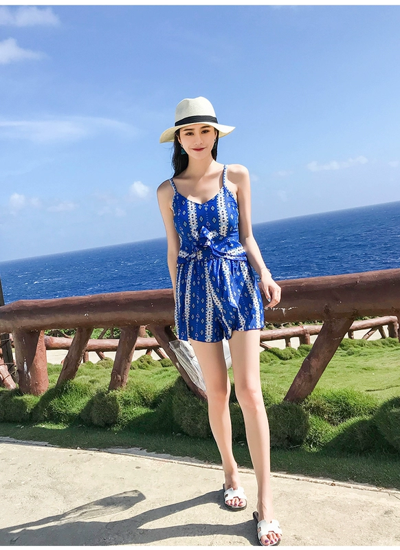 Áo tắm nữ liền kề bảo thủ góc phẳng giảm béo bụng nhỏ ngực tụ tập sinh viên Hàn Quốc suối nước nóng nhỏ nước hoa đồ bơi - Bộ đồ bơi One Piece