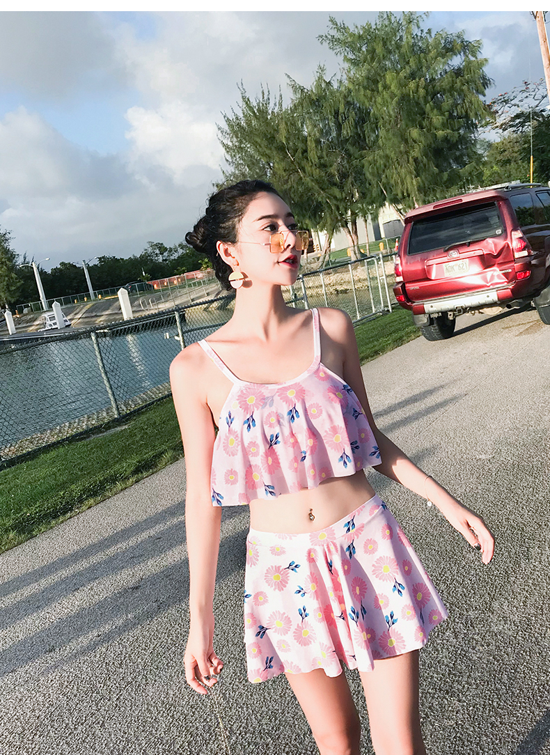 Áo tắm nữ kiểu váy xẻ góc phẳng mỏng ngực nhỏ tụ tập sinh viên Hàn Quốc bong bóng mùa xuân nóng hè nhỏ áo tắm tươi - Bộ đồ bơi hai mảnh bộ đồ bơi nữ 2 mảnh	