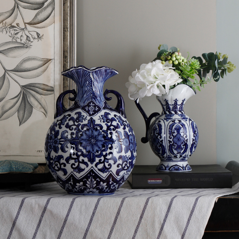Jingdezhen ceramics vase large blue and white porcelain of the sitting room of Chinese style household TV ark, furnishing articles ceramic vases