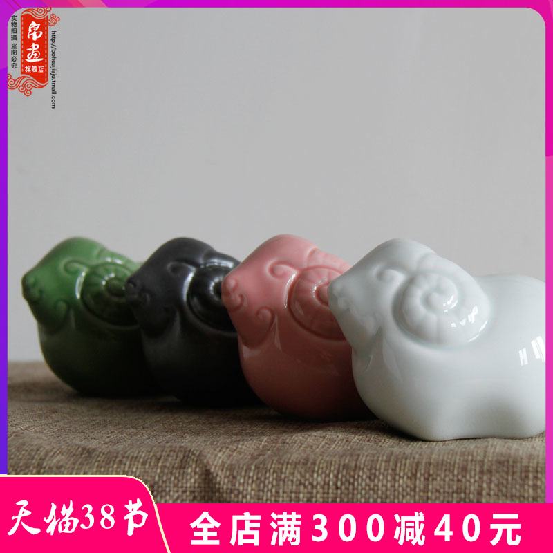 Jingdezhen ceramics single glaze hand knead the sheep baa baa auspicious place of household decoration