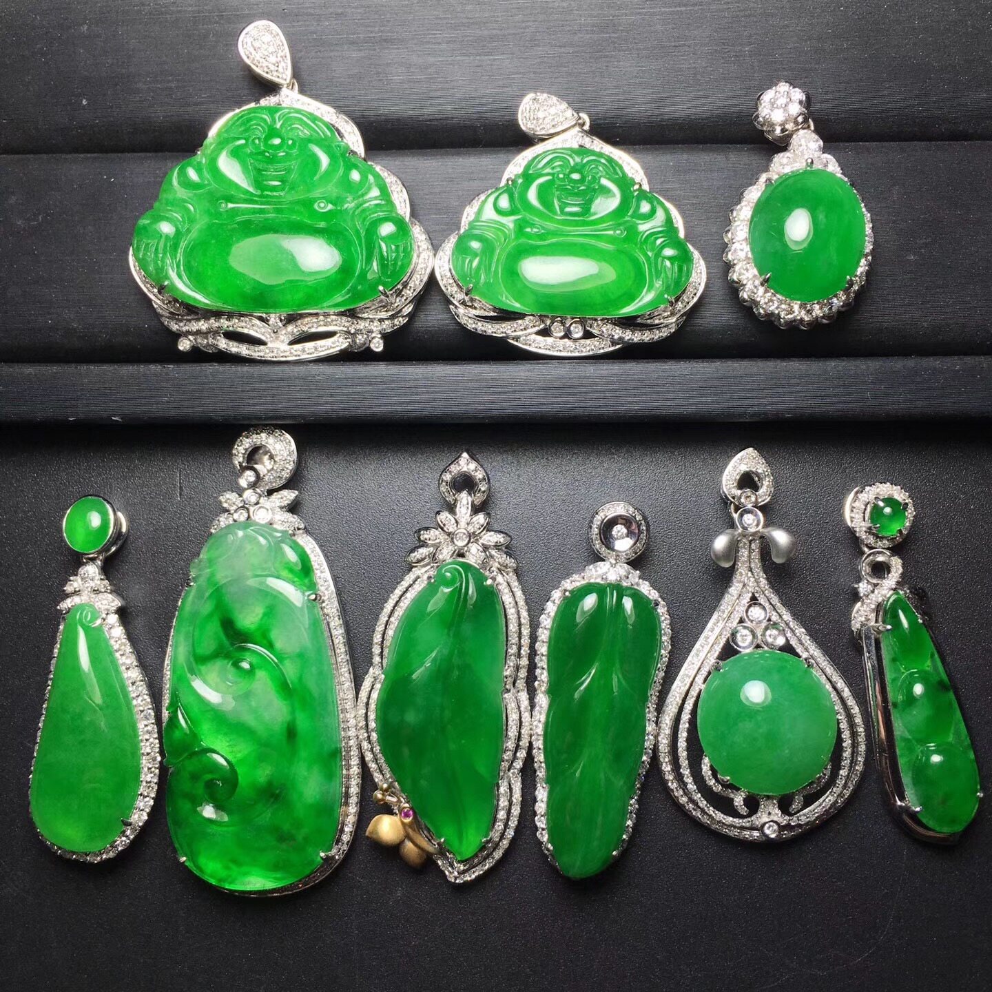Natural A cargo Myanmar emerald ice seed Zhengyang green emperors green Buddha Gong Guanyin Guanyin Fagua gourd hanging pendant