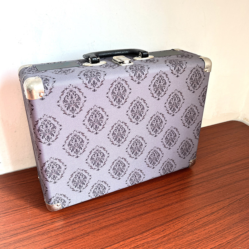 Виниловый проигрыватель 装逼送礼利器！出老美覆古黑胶唱片机3速内置立体声扬声手提箱