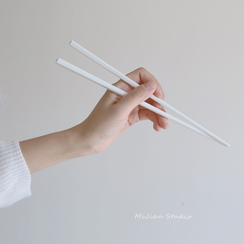 Rice canteen bone china chopsticks household non-slip pure white ins minimalist wind mildew resistant high temperature easy to clean chopsticks