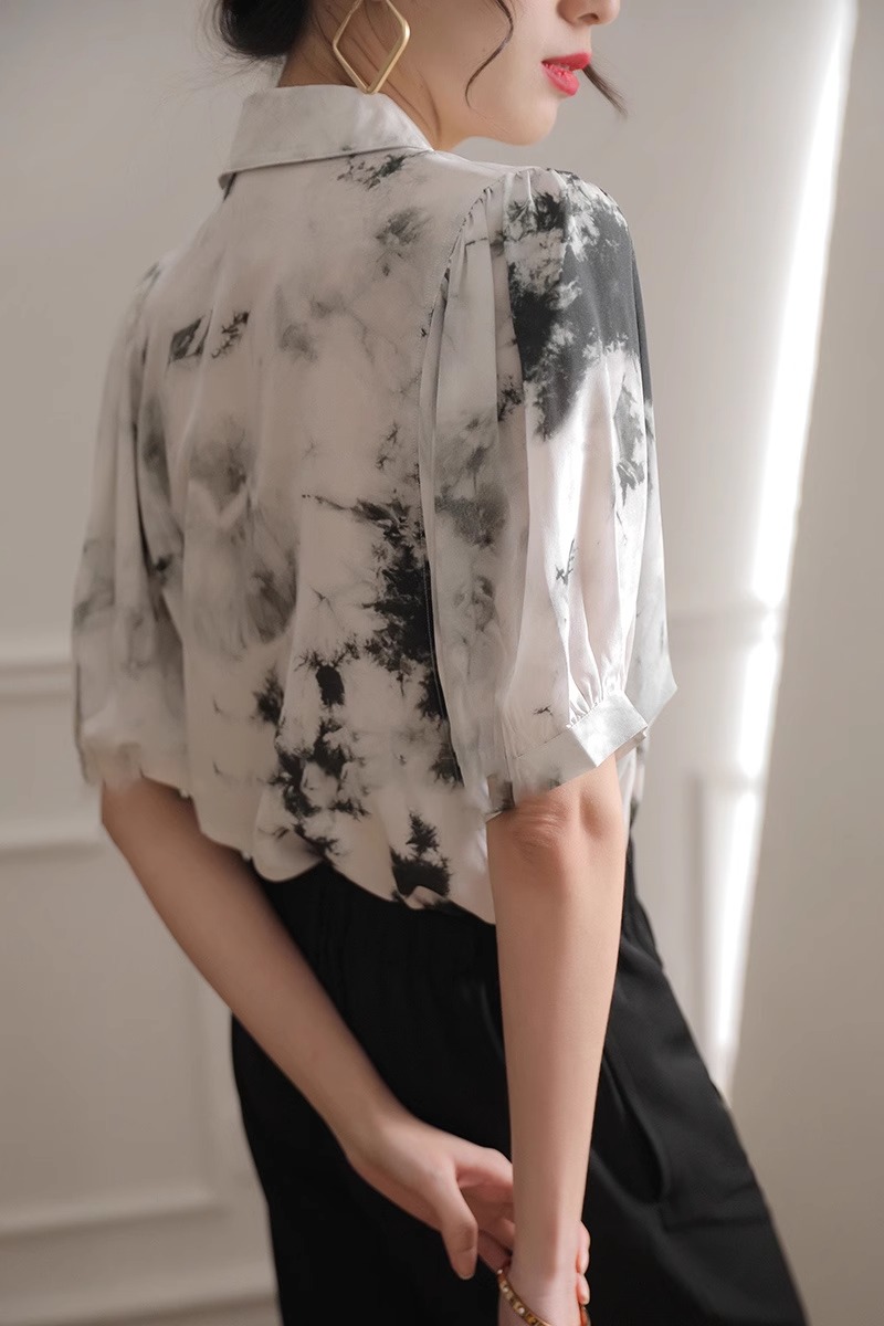 GROVE FOREVER Summer retro shirt, with short sleeve, loose fit, puff sleeves GROVE FOREVER Summer retro shirt, with short sleeve, loose fit, puff sleeves