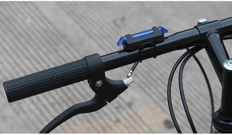 Lumière vélo AOTU - Ref 2401408 Image 28