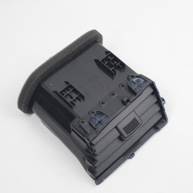 Applicable to 13-18 new Teana dashboard central control air outlet original car central air conditioning air conditioning paddle