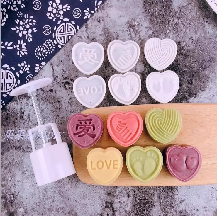 Tết Trung Thu Khuôn Bánh Trung Thu Hình Trái Tim 50g Ép Tay Khuôn Trái Tim Bánh Trung Thu Hình Trái Tim Bánh Đậu Mung Bánh Pastry Snowy Dập nổi - Tự làm khuôn nướng
