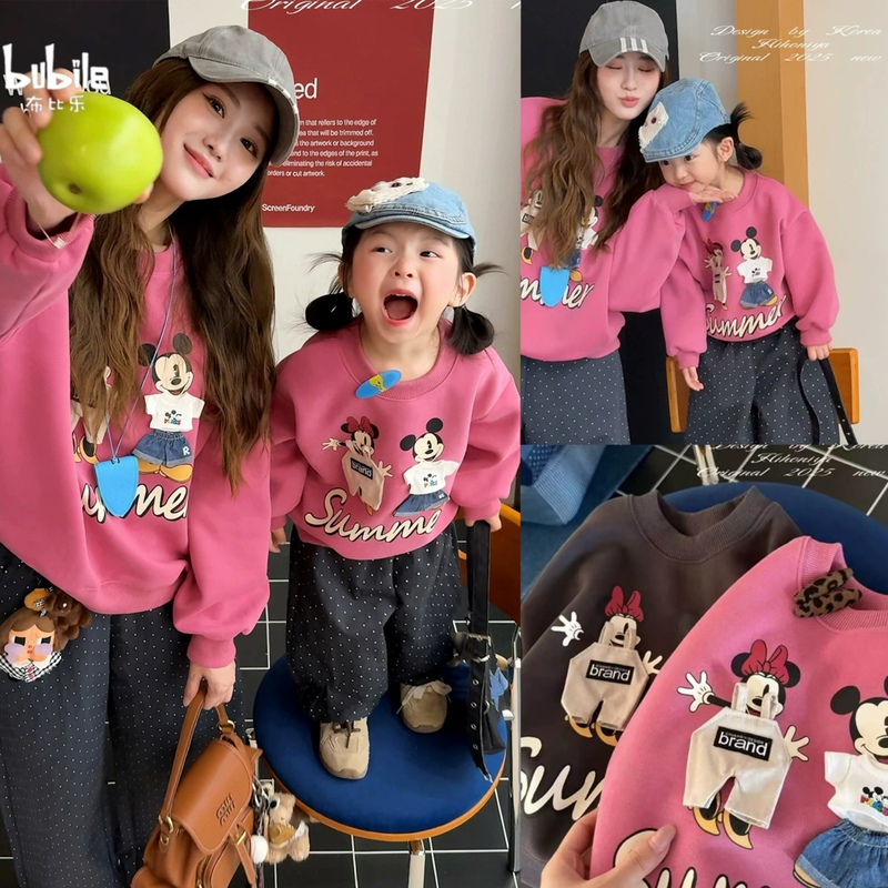 Different Family Matching Outfits for a Family of Three, Autumn and Winter Mickey 3D Sweatshirts, New Style Mother-Child High-End Tops, Trendy