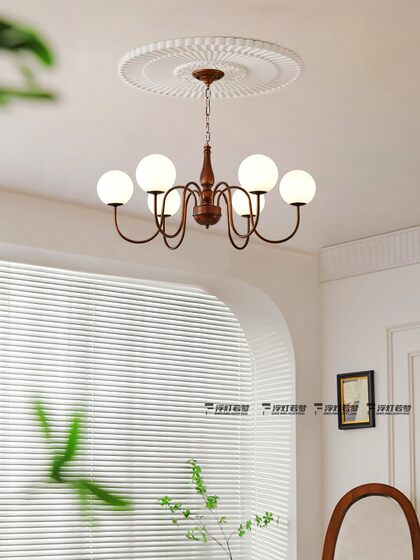 Floating Light Like a Dream, American Retro Glass Globe Chandelier, French-Style Brushed Bronze Chandelier for Living Room, Dining Room, Bedroom, Magic Bean Chandelier
