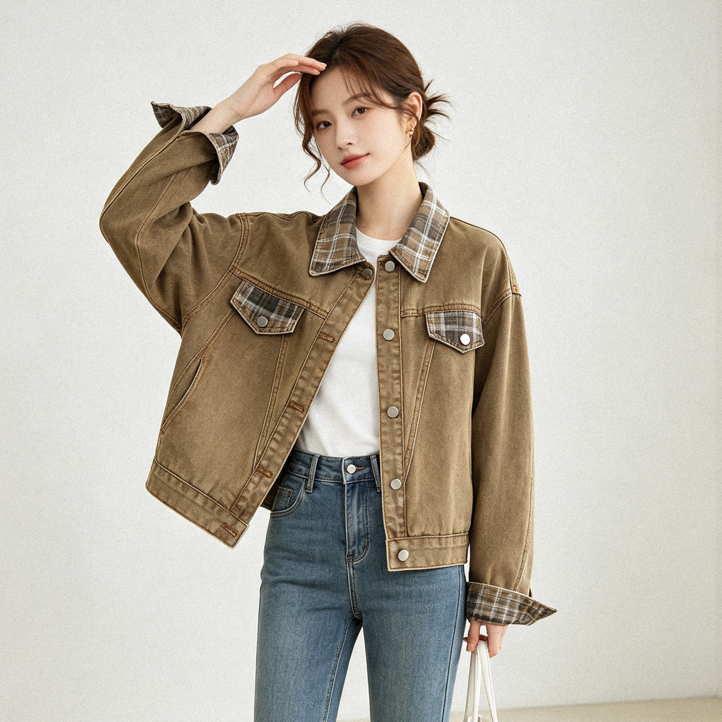레트로 체크무늬 패치워크 데님 재킷 맨위 여성 2026 봄 가을 새로운 작은 대중 트렌드 다용도 워크웨어 재킷 상세 이미지 3