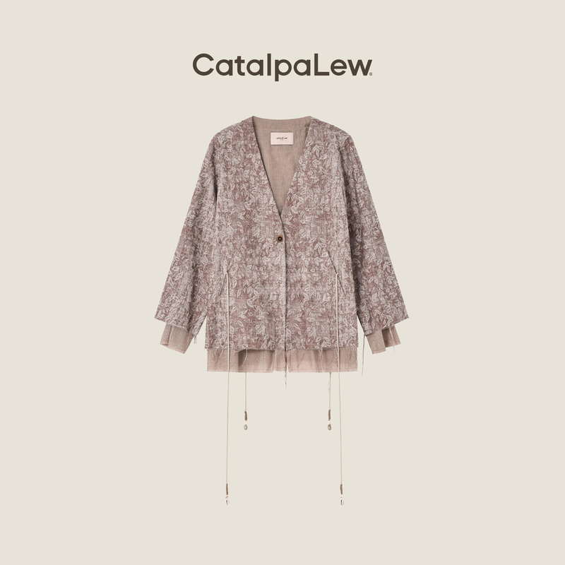 Xin Zili's "Pink Shell Jacket" Wool Three-Dimensional Jacquard Craft V-Neck Blazer Xin Zili's "Pink Shell Jacket" Wool Three-Dimensional Jacquard Craft V-Neck Blazer
