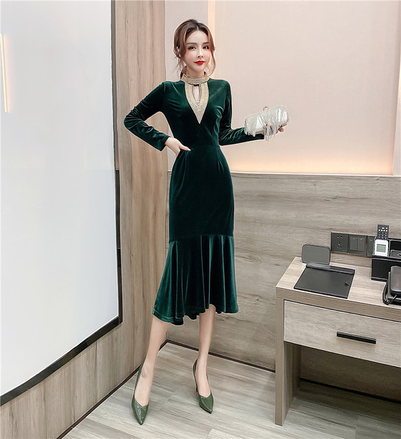 2022 autumn and winter new women's Korean version temperament ladies gold velvet dress long skirt fishtail slim fit hip dress