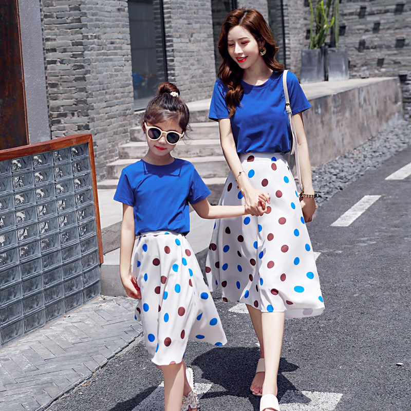 Net Red 2022 Summer Dress New pro-Fitted Seaside Mother Woman Dress Two Style Ocean Dress Foreign Style Summer Short Sleeve Suit