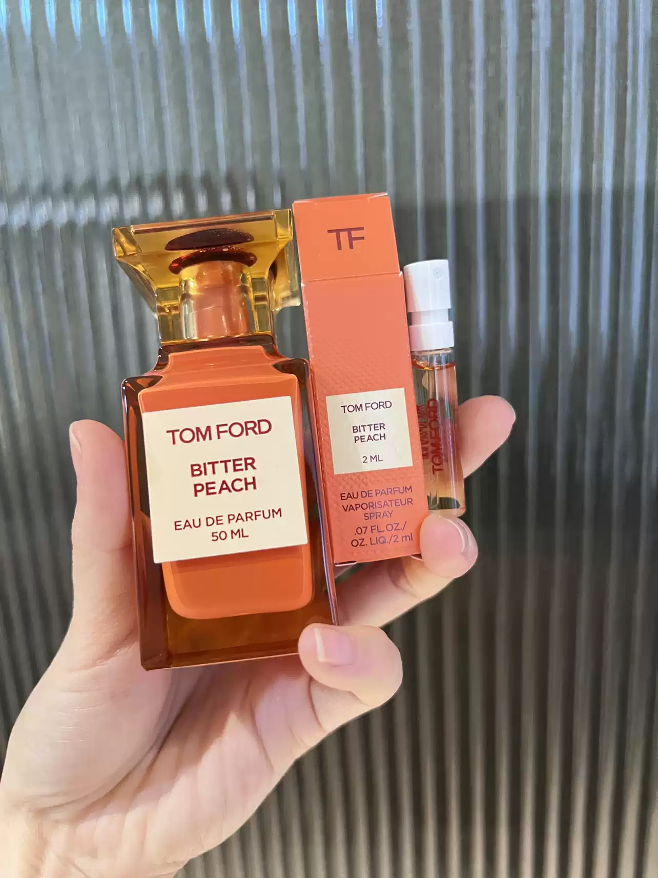 TOM FORD苦桃香水小样BITTER PEACH桃涩花蜜香型适合女性的EDP 2ML试香
