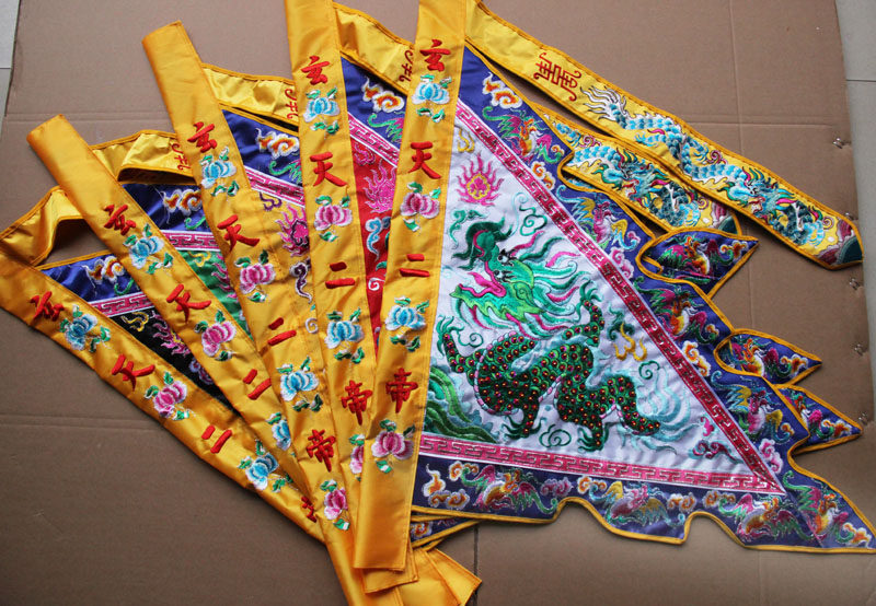 Tianlong embroidery five-color flag three-scale double-sided dragon five-party flag sedan back five-peak flag embroidery flower flag tube can embroider words
