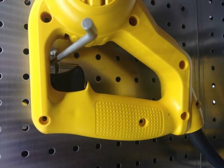 Пила сабельная 得伟墨西哥进口dw304pk 1000w重型往复锯马刀锯金属木材切割机 DEWALT